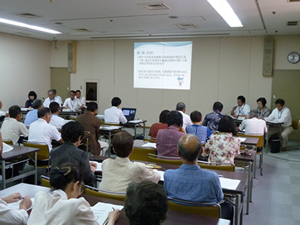 写真　住民説明会の様子