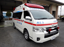 写真:救急車3
