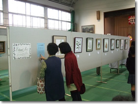 写真:展示の様子2(29年度)