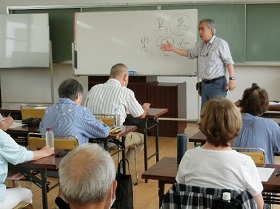 「「古典講座」古典に登場する魅力的な人たち」の様子