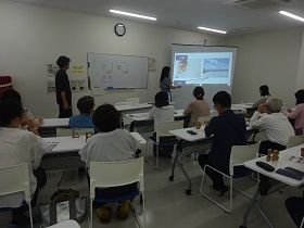 「一眼レフのような写真が撮れるスマホカメラ講座」の様子