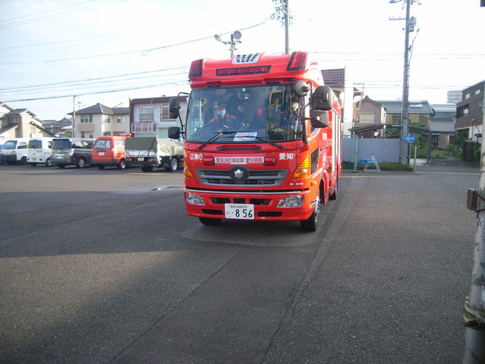 緊急消防援助隊愛知県大隊　消火小隊　出動写真