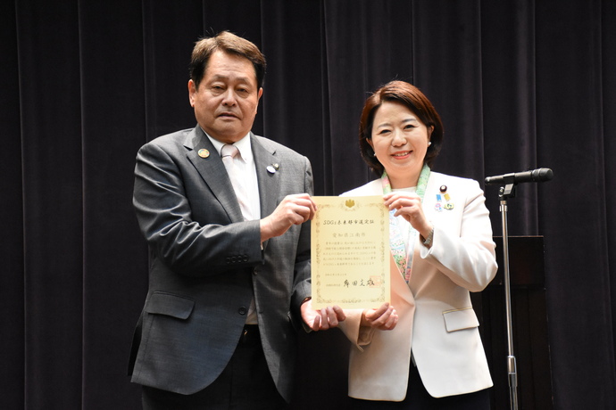 令和6年5月23日に出席した選定証授与式 (内閣府にて)