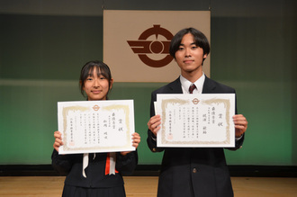 松岡明咲さんと梶浦琥珀さんの写真